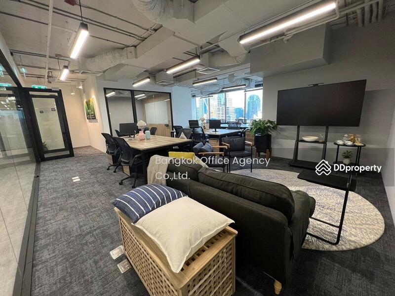 For Rent - Office for rent Silom BTS Saladaeng Fully furnished free Wifi 100sqm. 290 K (Nego)Line/Tel 09891538, Bangkok