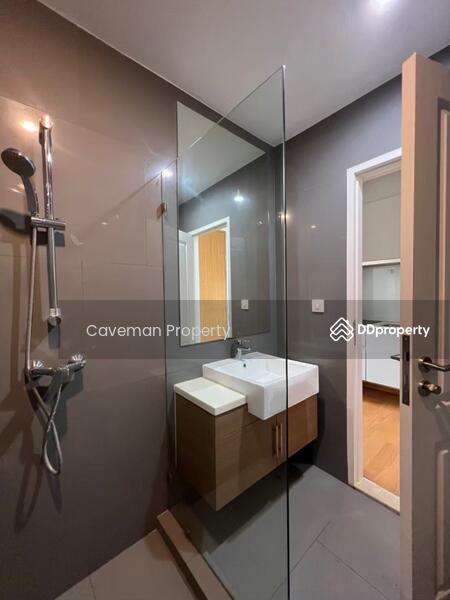 Noble Revo Silom, Bangkok, 88 Soi Surasak Surasak Road, Silom, Bang Rak, Bangkok, 1 Bedroom, 35 sqm, Condo For Rent, by Caveman Property, 10531287 - DDproperty.com