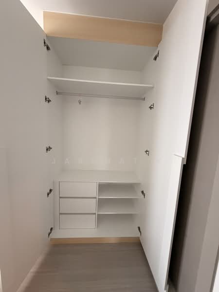 Life Asoke-Rama 9, Bangkok, 626 Asoke-Dindaeng Road, Makkasan, Ratchathewi, Bangkok, 2 Bedrooms, 40 sqm, Condo For Rent, by Jarunat K, 10536114 - DDproperty.com