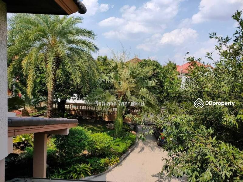 ขายบ้านเดี่ยว ย่านวัชรพล ใกล้โรงเรียนรัตนโกสินทร์ เนื้อที่ 168 ตารางวา 3 นอน 3 น้ำ ร่มรื่นน่าพักอยู่