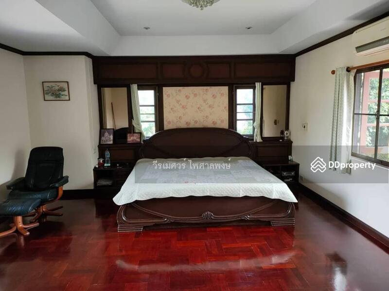 ขายบ้านเดี่ยว ย่านวัชรพล ใกล้โรงเรียนรัตนโกสินทร์ เนื้อที่ 168 ตารางวา 3 นอน 3 น้ำ ร่มรื่นน่าพักอยู่