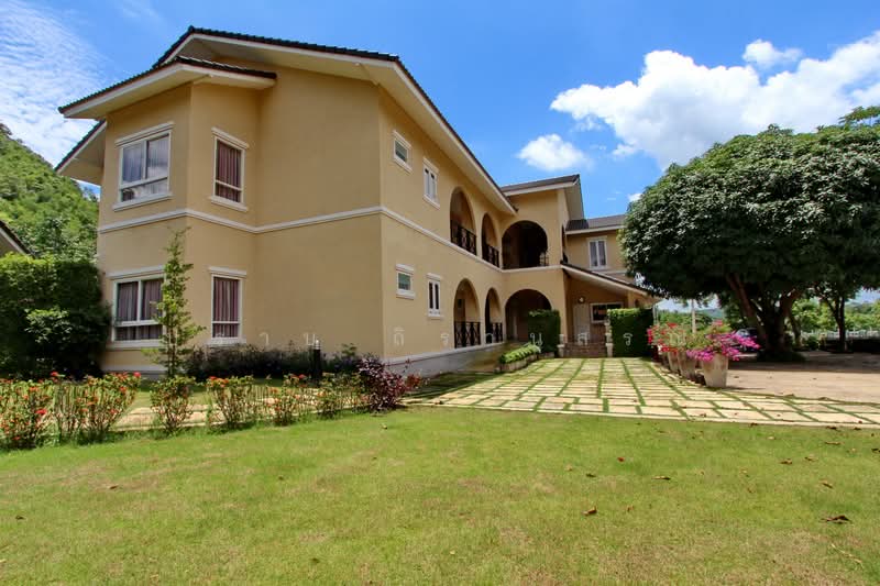 Khao Yai resort for sale, Nakhon Ratchasima, Khanong Phra, Pak Chong, Nakhon Ratchasima, 10+ Bedrooms, 1,000 sqm, Apartment For Sale, by Praab Thiranusorn, 10544567 - DDproperty.com