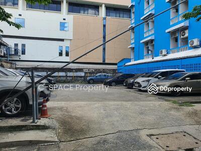 ขาย - ที่ดินเปล่า และที่พร้อมตึก(หอพัก) ทำเลติดมหาวิทยาลัยหอการค้า, กรุงเทพ