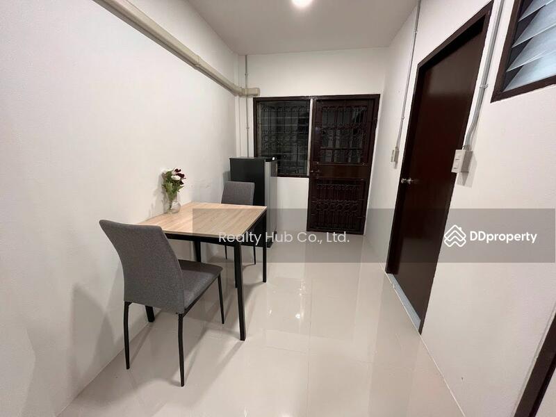 ให้เช่าทาวน์เฮ้าส์พึ่งรีโนเวทใหม่ ใกล้รถไฟฟ้า 50 เมตร สถานีพหลโยธิน 59 ธารทองนิเวศน์, กรุงเทพ, สถานีพหลโยธิน59 พหลโยธิน, อนุสาวรีย์, บางเขน, กรุงเทพ, 120 ตร.ม., ทาวน์เฮ้าส์ ให้เช่า, โดย ฝากขายบ้าน ฝากขายบ้านมือสอง ฝากขายอสัง Realty HuB, 10554185 - DDproperty.com