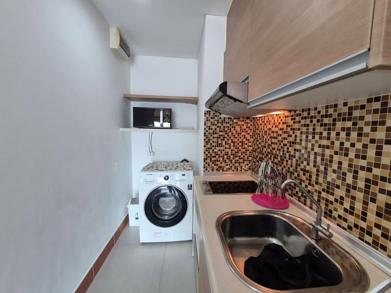 Le Luk Condominium, Bangkok, 1599 291 Sukhumvit Rd, Phra Kanong Nua, Watthana, Bangkok, 1 Bedroom, 47 sqm, Condo For Rent, by Ti Nitipat, 10560327 - DDproperty.com