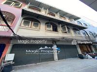 ขาย - ขายอาคารพาณิชย์ ซอย สุขุมวิท 38(แสนสบาย 8), กรุงเทพ