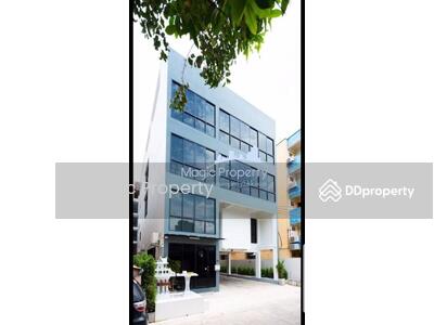 ขาย - ขายอาคารพาณิชย์,อาคารสำนักงาน 5 ชั้น บนถนนรัชดาภิเษก เขตดินแดง กทม., กรุงเทพ