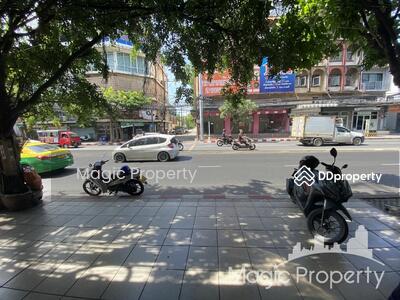 ขาย - ขาย ตึกแถว ใน สุขุมวิท71(ปรีดี32), กรุงเทพ