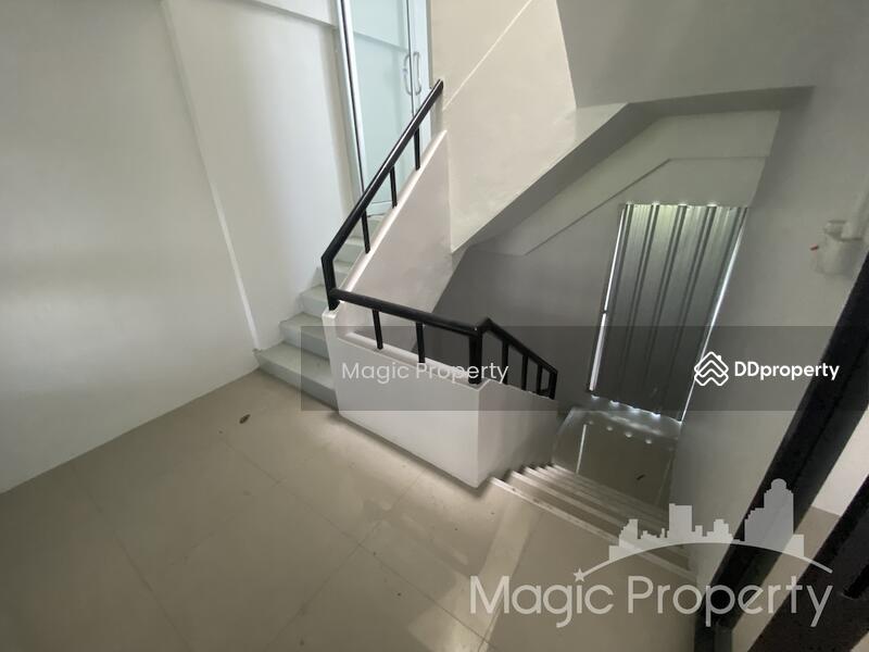 For Sale - Commercial Building on Ratchadaphisek Road 2 Buildings For Sale, Bangkok