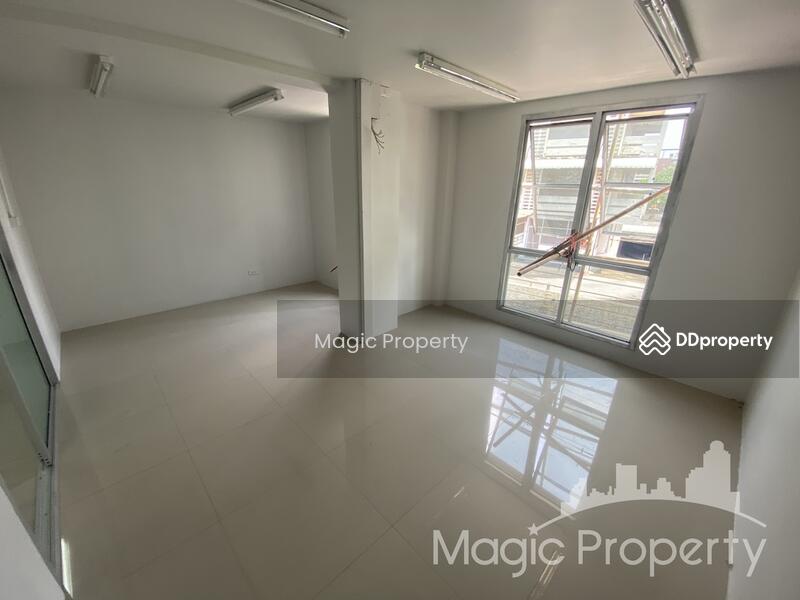 For Sale - Commercial Building on Ratchadaphisek Road 2 Buildings For Sale, Bangkok