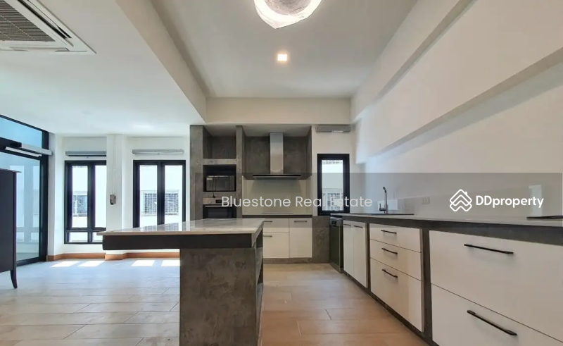 Luxury Townhouse With Private Pool, Bangna, Bangkok, Bangkok, Bang Na, Bang Na, Bangkok, 4 Bedrooms, 450 sqm, Townhouse For Rent, by Thiti Boonchurn, 10575751 - DDproperty.com