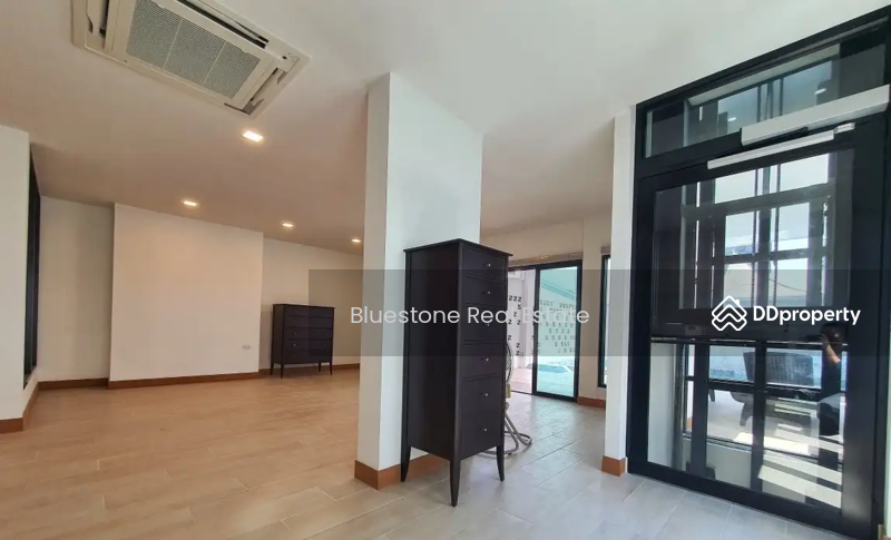 Luxury Townhouse With Private Pool, Bangna, Bangkok, Bangkok, Bang Na, Bang Na, Bangkok, 4 Bedrooms, 450 sqm, Townhouse For Rent, by Thiti Boonchurn, 10575751 - DDproperty.com