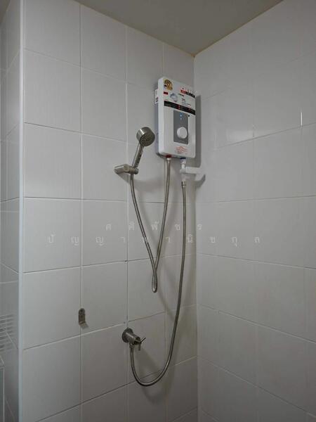 เครื่องทำน้ำอุ่น ห้องน้ำด้านนอก