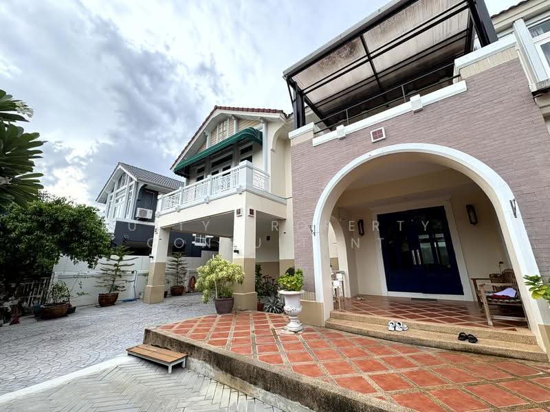 หมู่บ้านราชพฤกษ์ เฉลิมพระเกียรติ ร.9, กรุงเทพ, 122 ถนนเฉลิมพระเกียรติ ร.9 ซอย 54, ดอกไม้, ประเวศ, กรุงเทพ, 400 ตร.ม., บ้านเดี่ยว ขาย, โดย Nutty Property Consultant, 10580921 - DDproperty.com