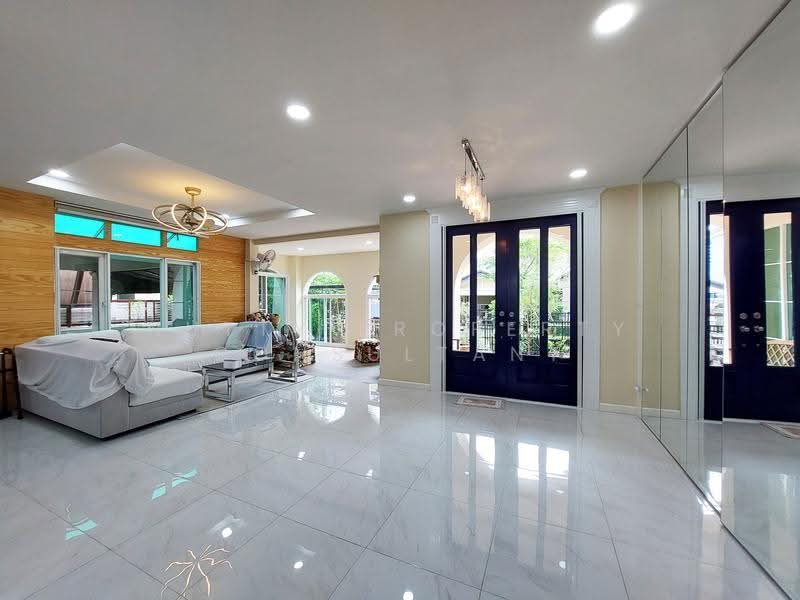 Ratchaphruek Suanluang Village, bangkok, 122 ถนนเฉลิมพระเกียรติ ร.9 ซอย 54, Dok Mai, Prawet, Bangkok, 3 Bedrooms, 400 sqm, Single Detached House For Sale, by Nutty Property Consultant, 10580921 - DDproperty.com