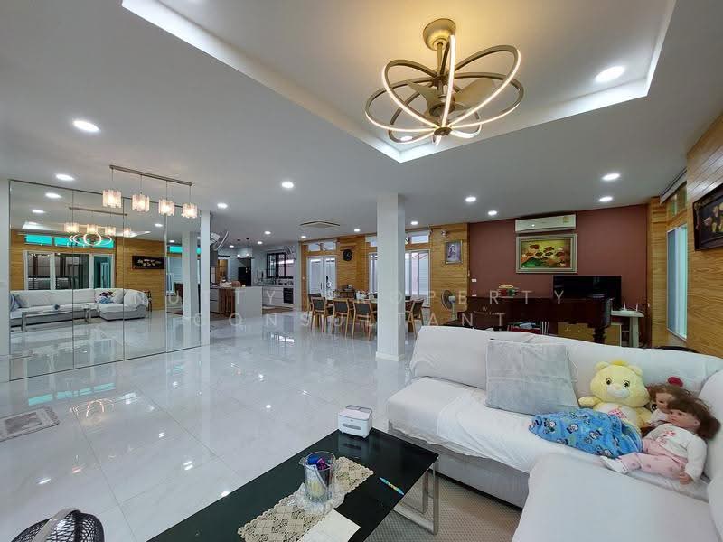 Ratchaphruek Suanluang Village, bangkok, 122 ถนนเฉลิมพระเกียรติ ร.9 ซอย 54, Dok Mai, Prawet, Bangkok, 3 Bedrooms, 400 sqm, Single Detached House For Sale, by Nutty Property Consultant, 10580921 - DDproperty.com