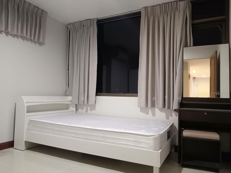 Rattanakosin Island, Bangkok, Soi Lao Lada, Arun Amarin, Bangkok Noi, Bangkok, 2 Bedrooms, 85 sqm, Condo For Rent, by คุณแจง นวลศรีฟู, 10595017 - DDproperty.com