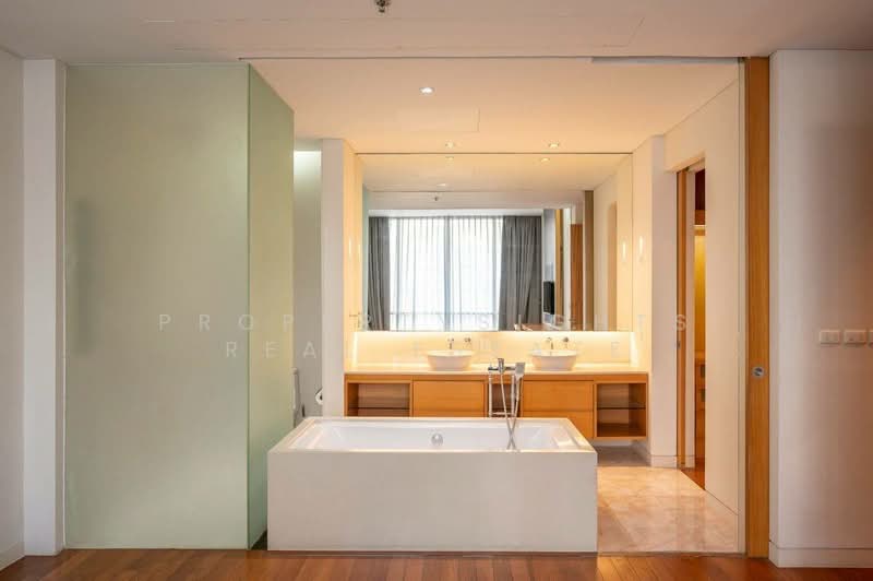 Domus 18, Bangkok, Soi Sukhumvit 18, Khlong Toei, Khlong Toei, Bangkok, 3 Bedrooms, 167 sqm, Condo For Rent, by PROPERTYSIGHTS REAL ESTATE, 10600006 - DDproperty.com