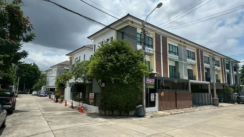 The Connect Up 3 Rattanathibet 17, Nonthaburi, Rattanathibet Road, Bang Kra So, Muang Nonthaburi, Nonthaburi, 3 Bedrooms, 139 sqm, Townhouse For Sale, by นวลสุวีร์ พยุง, 10622126 - DDproperty.com