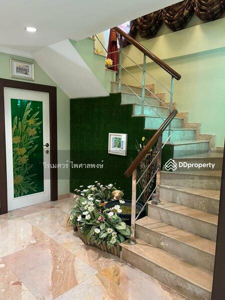 ขายบ้านนวลจันทร์ ใกล้ทางด่วนเอกมัย-รามอินทรา (ตกแต่งสุดหรู Built-in ไม้สัก) 70 ตร.ว. 4 นอน 3 น้ำ 250