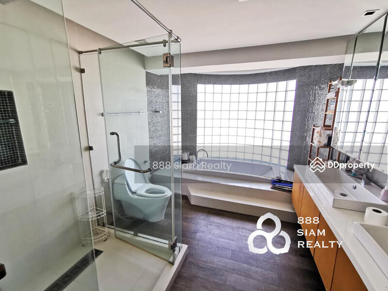 Le Raffine Sukhumvit 24, Bangkok, Soi Sukhumvit 24, Khong Tan, Khlong Toei, Bangkok, 3 Bedrooms, 372 sqm, Condo For Sale, by Sutapat Pariwong, 10624704 - DDproperty.com