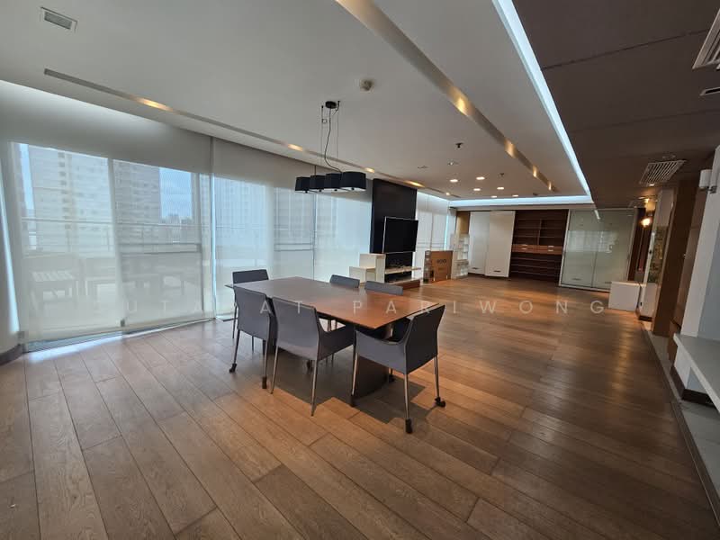 Le Raffine Sukhumvit 24 : เลอ รัฟฟิเน่ สุขุมวิท 24, กรุงเทพ, ซอยสุขุมวิท 24, คลองตัน, คลองเตย, กรุงเทพ, 372 ตร.ม., คอนโด ขาย, โดย Sutapat Pariwong, 10624704 - DDproperty.com