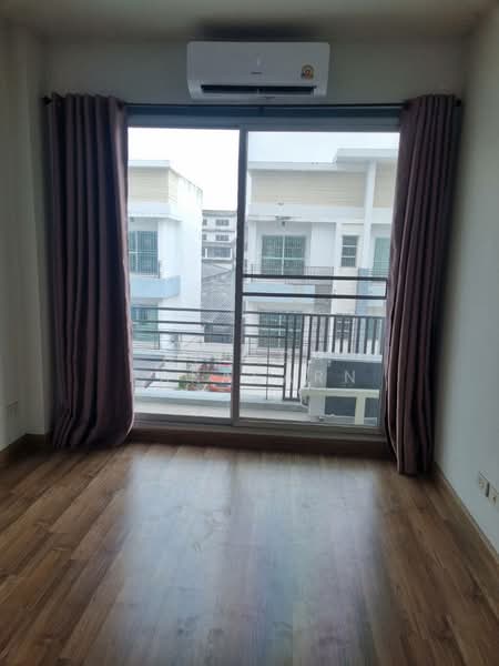 ออทัม เรสซิเด้นซ์ (เพชรเกษม 114) AUTUMM RESIDENCE, กรุงเทพ, หนองค้างพลู, หนองแขม, กรุงเทพ, 170 ตร.ม., ทาวน์เฮ้าส์ ให้เช่า, โดย Airada Parasarn, 10629747 - DDproperty.com