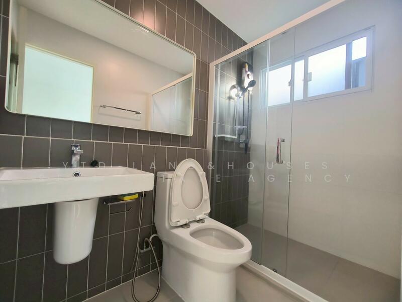 Indy 2 Bangna-Ramkhamhaeng 2, Bangkok, Soi Ramkhamhaeng 2, Dok Mai, Prawet, Bangkok, 3 Bedrooms, 122 sqm, Townhouse For Rent, by YTD Land&houses Real Estate Agency, 10644329 - DDproperty.com