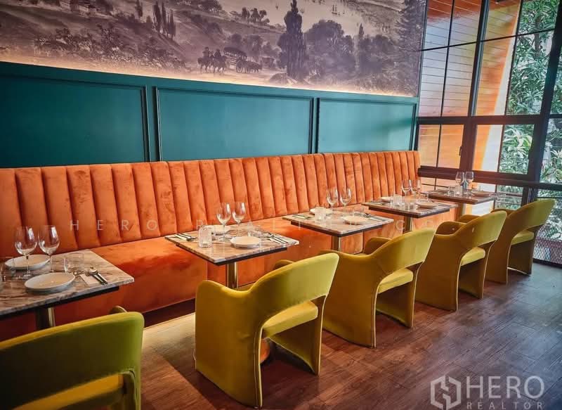 For Rent - For Rent Bangkok Retail Sathorn BTS Saint Louis Sathorn BRE18645, Bangkok
