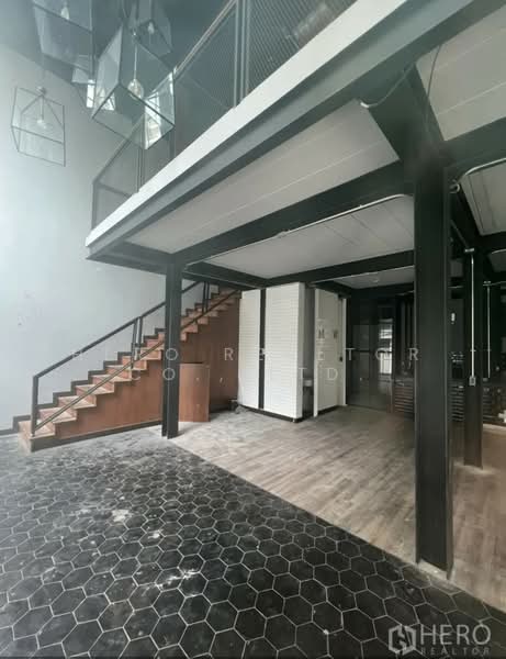 For Rent - For Rent Bangkok Retail Sathorn BTS Saint Louis Sathorn BRE18645, Bangkok
