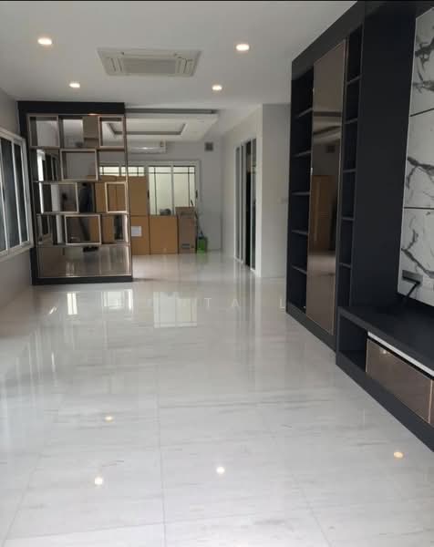 บ้านใหม่ พุทธมณฑลสาย1 ตลิ่งชัน กรุงเทพ, Bangkok, Bang Ra Mat, Taling Chan, Bangkok, 3 Bedrooms, 225 sqm, Single Detached House For Sale, by Monta L., 10646987 - DDproperty.com