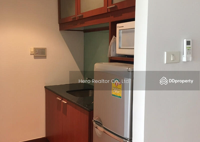 Bangkok Home Office Sukhumvit BTS Phrom Phong BRE18689, Bangkok, Khlong Tan Nua, Watthana, Bangkok, 3 Bedrooms, 400 sqm, Townhouse For Rent, by Hero Realtor Co., Ltd., 10649647 - DDproperty.com