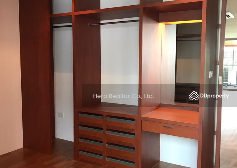 Bangkok Home Office Sukhumvit BTS Phrom Phong BRE18689, Bangkok, Khlong Tan Nua, Watthana, Bangkok, 3 Bedrooms, 400 sqm, Townhouse For Rent, by Hero Realtor Co., Ltd., 10649647 - DDproperty.com