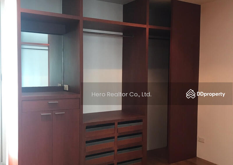 Bangkok Home Office Sukhumvit BTS Phrom Phong BRE18689, Bangkok, Khlong Tan Nua, Watthana, Bangkok, 3 Bedrooms, 400 sqm, Townhouse For Rent, by Hero Realtor Co., Ltd., 10649647 - DDproperty.com