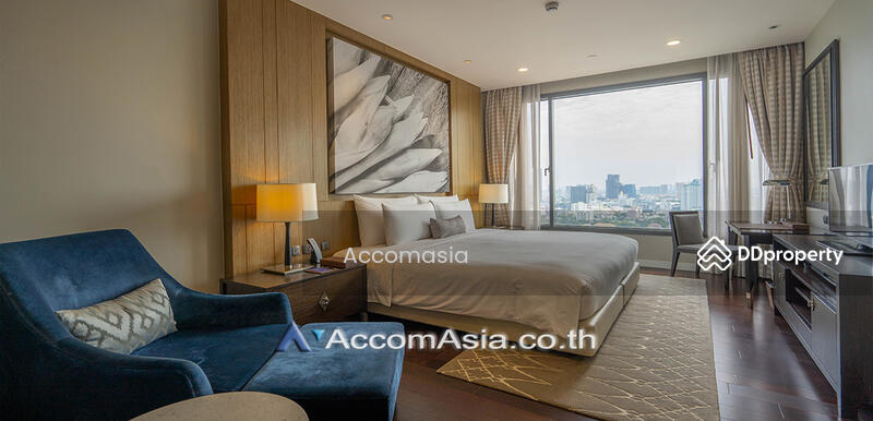 ให้เช่า - 2 Bedrooms Apartment For Rent in sukhumvit, Bangkok near BTS Phrom Phong at Suites & Residences, กรุงเทพ