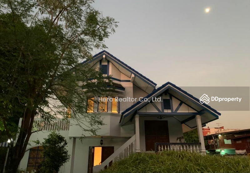ให้เช่า - For Rent Bangkok Single House Charoenrat Sathon BRE18775, กรุงเทพ