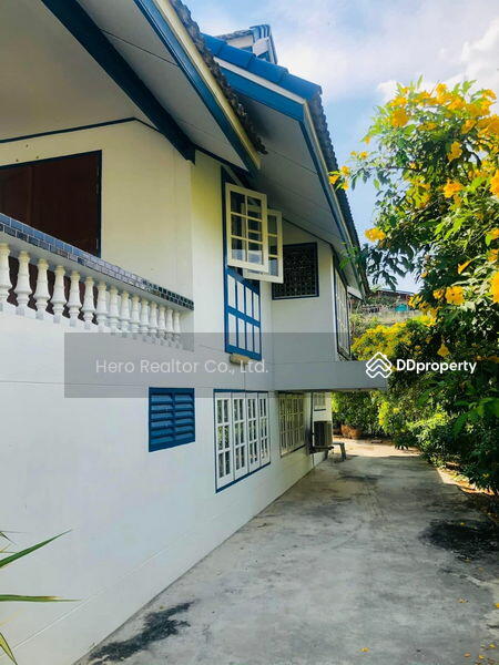 ให้เช่า - For Rent Bangkok Single House Charoenrat Sathon BRE18775, กรุงเทพ