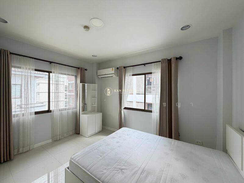 For Rent - Sathorn Place, Bangkok