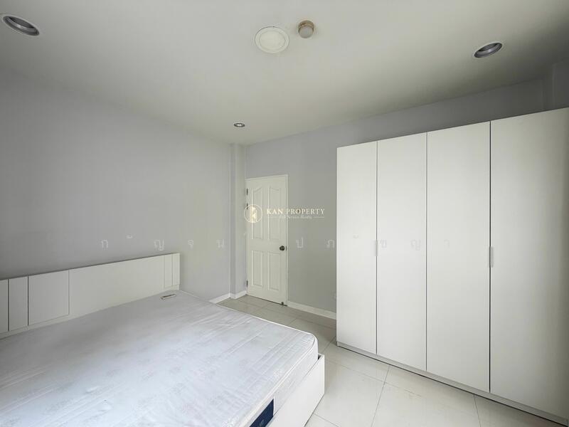 ให้เช่า - Sathorn Place : สาธร เพลส, กรุงเทพ