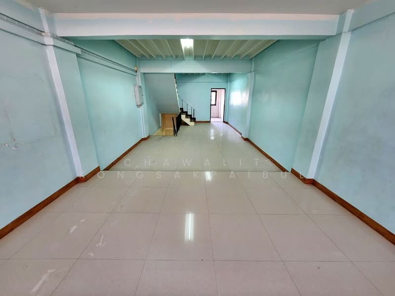 ขาย อาคารพาณิชย์ 4 ชั้น ใกล้เซ็นทรัลพระราม2 พระราม2 ซอย42 300 ตรม. ปูแกรนิตโต้ทั้งหลัง สภาพสวย, Bangkok, พระรามที่ 2, Bangmot, Chom Thong, Bangkok, , 300 sqm, Shophouse For Sale, by CHAWALIT KONGSAKPAIBUL, 10676908 - DDproperty.com