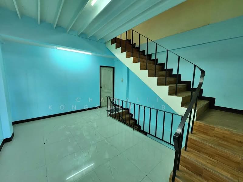 ขาย อาคารพาณิชย์ 4 ชั้น ใกล้เซ็นทรัลพระราม2 พระราม2 ซอย42 300 ตรม. ปูแกรนิตโต้ทั้งหลัง สภาพสวย, กรุงเทพ, พระรามที่ 2, บางมด, จอมทอง, กรุงเทพ, 300 ตร.ม., ตึกแถว-อาคารพาณิชย์ ขาย, โดย CHAWALIT KONGSAKPAIBUL, 10676908 - DDproperty.com