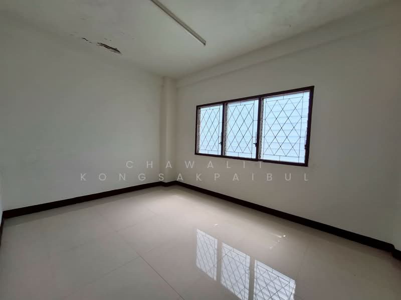 ขาย อาคารพาณิชย์ 4 ชั้น ใกล้เซ็นทรัลพระราม2 พระราม2 ซอย42 300 ตรม. ปูแกรนิตโต้ทั้งหลัง สภาพสวย, Bangkok, พระรามที่ 2, Bangmot, Chom Thong, Bangkok, , 300 sqm, Shophouse For Sale, by CHAWALIT KONGSAKPAIBUL, 10676908 - DDproperty.com