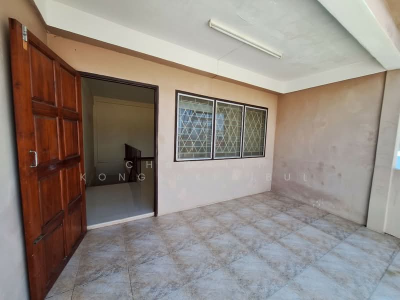 ขาย อาคารพาณิชย์ 4 ชั้น ใกล้เซ็นทรัลพระราม2 พระราม2 ซอย42 300 ตรม. ปูแกรนิตโต้ทั้งหลัง สภาพสวย, Bangkok, พระรามที่ 2, Bangmot, Chom Thong, Bangkok, , 300 sqm, Shophouse For Sale, by CHAWALIT KONGSAKPAIBUL, 10676908 - DDproperty.com