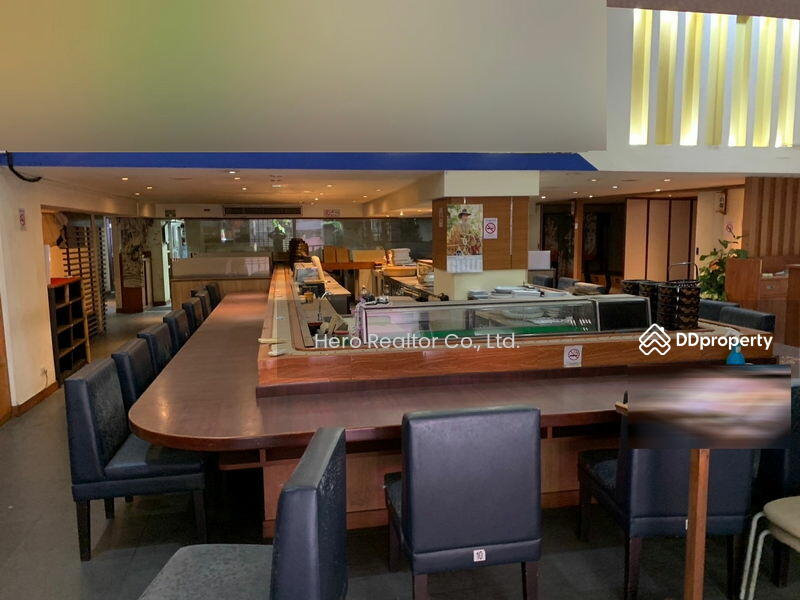For Rent - Bangkok Retail Surawong BTS Sala Daeng Bang Rak BRE18721, Bangkok