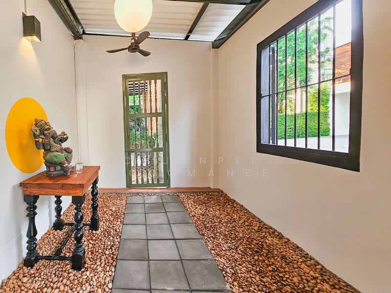 House for sale at Huahin, Modern Pool villa, Fully furnished at Itz Time Huahin Soi 112, Prachuap Khiri Khan, Hua Hin, Hua Hin, Prachuap Khiri Khan, 3 Bedrooms, 276 sqm, Single Detached House For Sale, by Chuanpit Tongmanee, 10678980 - DDproperty.com