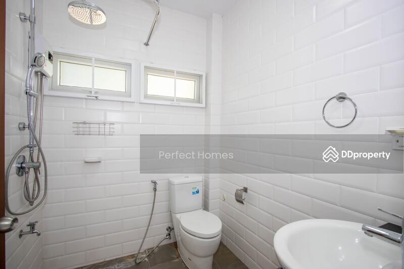 For Sale - Modern 2 BR Bungalow For Sale At Baan & Beyond, Buak Khang, San Kamphaeng, Chiang Mai