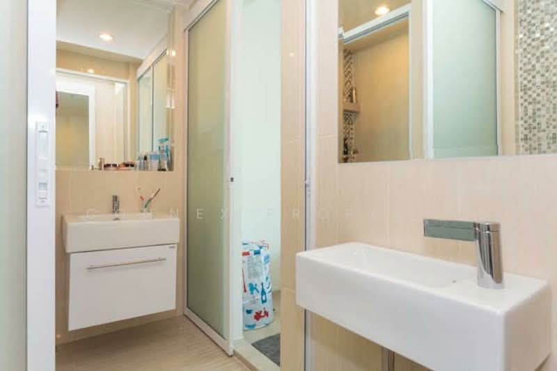 Life Ratchadapisek, Bangkok, 279 Ratchadapisaek Road, Huai Khwang, Huai Khwang, Bangkok, 2 Bedrooms, 45 sqm, Condo For Sale, by Connex Property, 10681466 - DDproperty.com