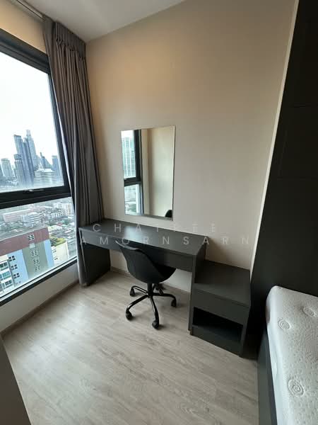 IDEO Q Chula - Samyan, Bangkok, 660-662 Rama 4 Road, Maha Phrutharam, Bang Rak, Bangkok, 2 Bedrooms, 66 sqm, Condo For Rent, by Chatree Pamornsarn, 10683634 - DDproperty.com