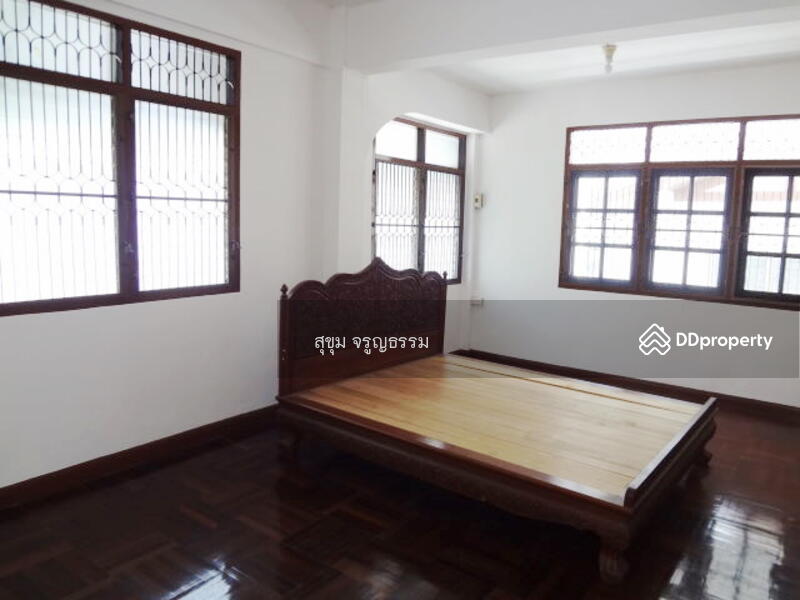 For Sale - Detached house Bangna Udomsuk 171 sqw near BTS and The Bangkok Mall, Bangkok