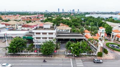 ขาย - ขายสำนักงาน เนื้อที่ดิน 483 ตรว ติดถนนบางกรวย-ไทรน้อย บางบัวทอง ห่างรถไฟฟ้าบางพลูเพียง 500 เมตร, นนทบุรี